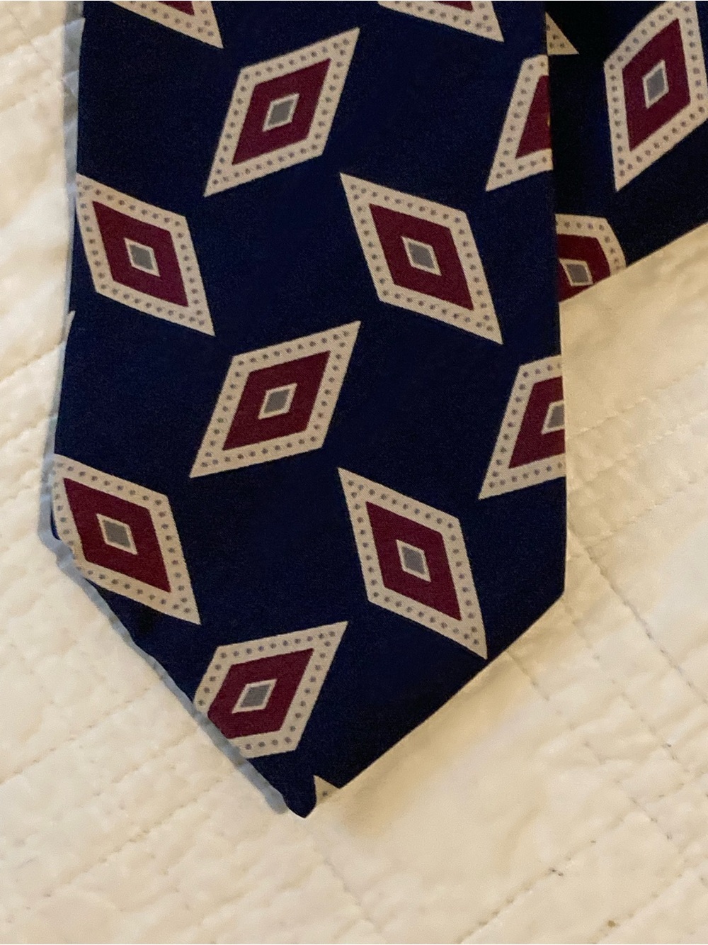 Men's Navy Diamond Pattern Silk Tie with Burgundy Accents